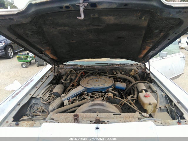 1975 LINCOLN TOWN CAR VIN: 5Y81A845989