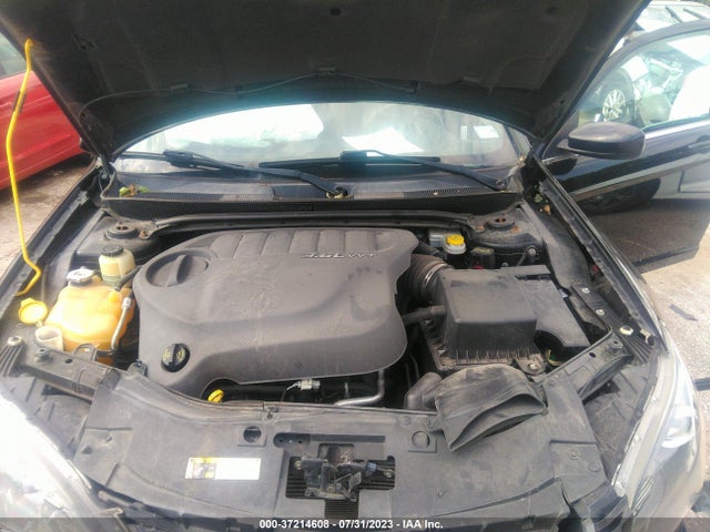 1C3CCBBG8EN116992 Chrysler 200 Touring