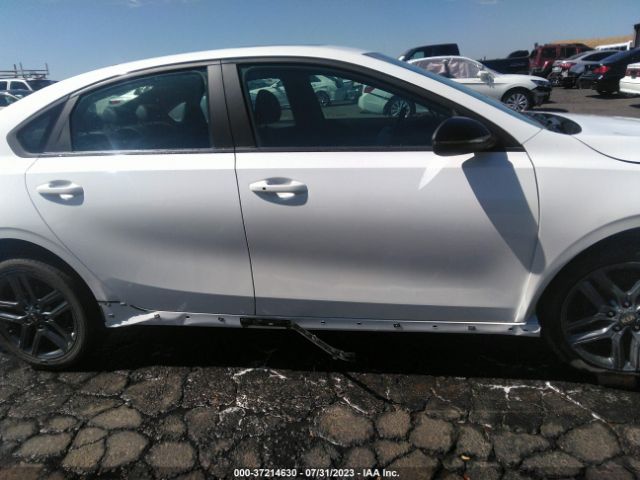 3KPF34AD9ME309280 KIA Forte Gt-line