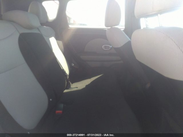 KNDJN2A2XF7769008 KIA Soul Base