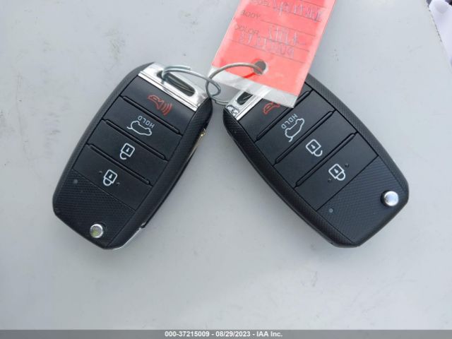 KNDPM3AC2H7163796 KIA Sportage Lx