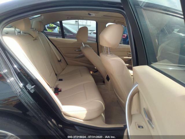 WBA3B1C50EP678781 BMW 3 Series 320i