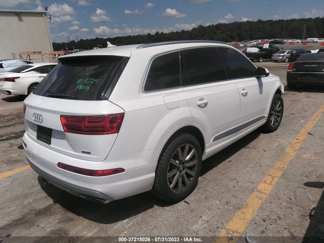 WA1LHAF71JD019905 Audi Q7 Premium Plus