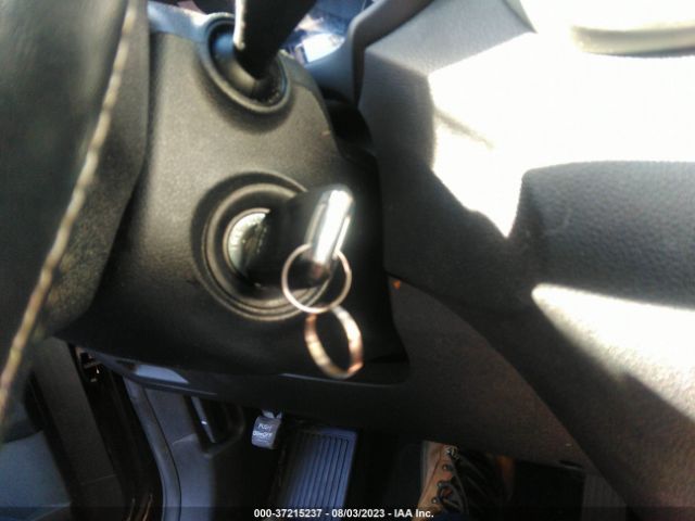 5XYPG4A36HG288722 KIA SORENTO LX