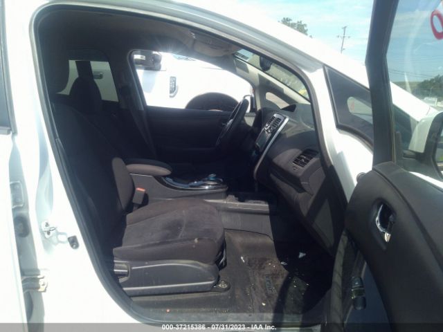 1N4BZ0CP3GC305823 Nissan LEAF SV