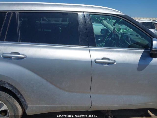 Toyota Highlander Xle 2022 5TDGZRAH0NS546475 Image 5