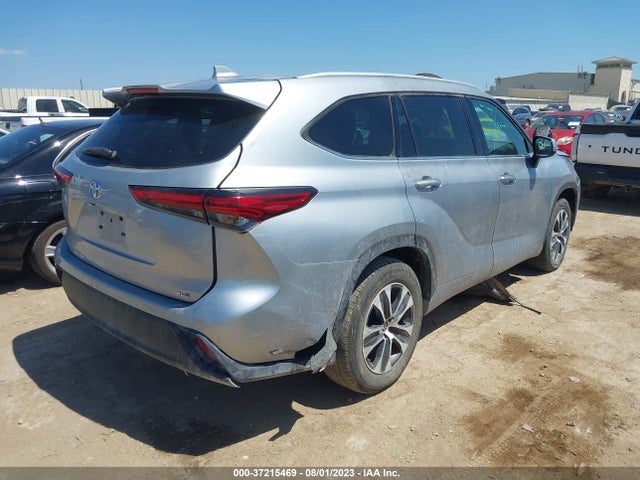 Toyota Highlander Xle 2022 5TDGZRAH0NS546475 Image 10