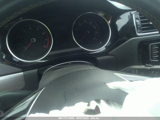 3VWD17AJ2GM276988 Volkswagen Jetta Sedan 1.8t Sport