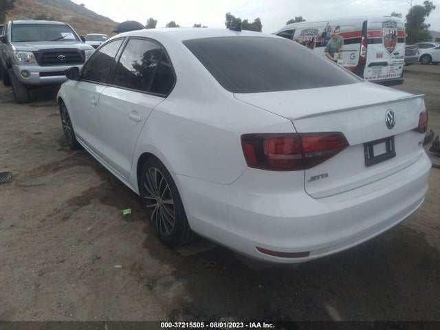 3VWD17AJ2GM276988 Volkswagen Jetta Sedan 1.8t Sport