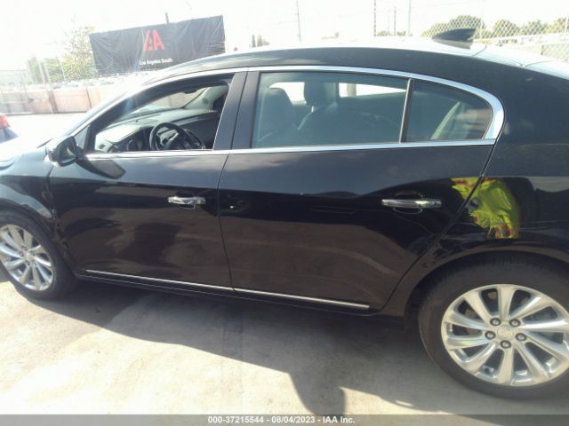 1G4GB5G35GF254358 Buick Lacrosse Leather