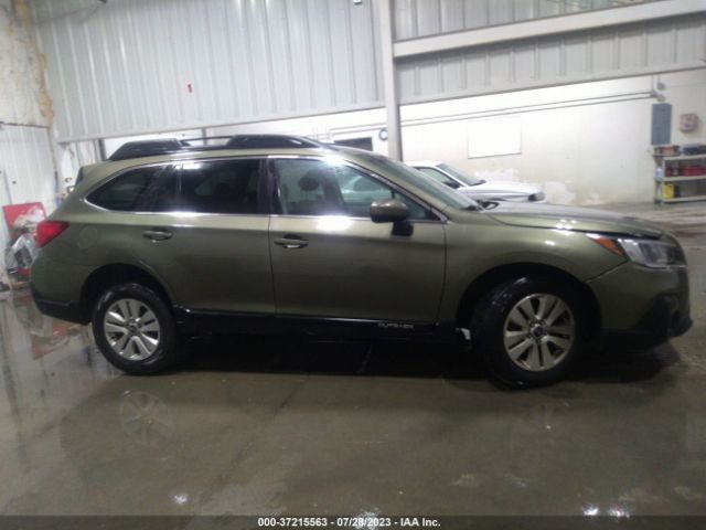 4S4BSACC9J3315972 Subaru Outback Premium