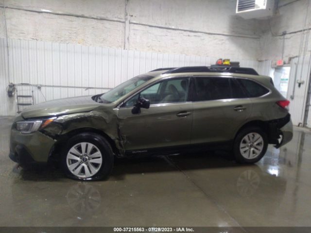 4S4BSACC9J3315972 Subaru Outback Premium