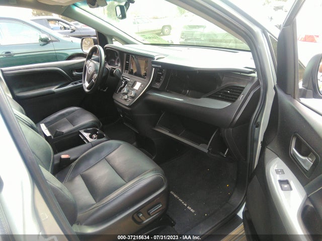 Toyota SIENNA SE 2015 5TDXK3DC6FS537847 Image 5