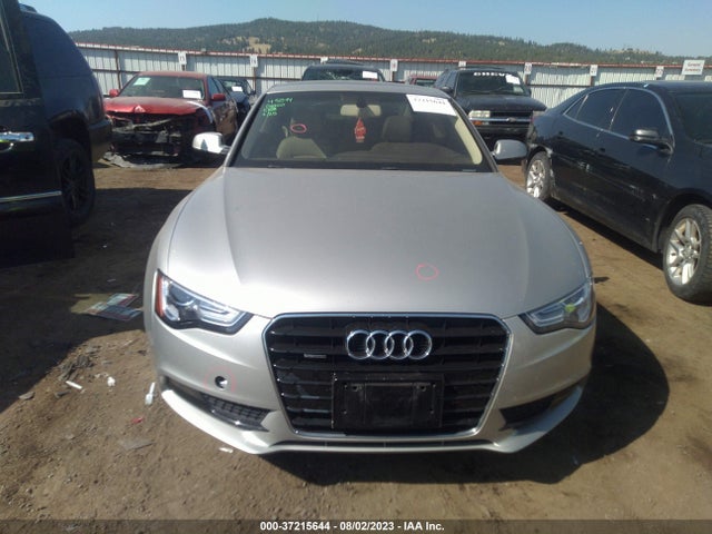 WAULFAFR8EA063031 Audi A5 Premium Plus