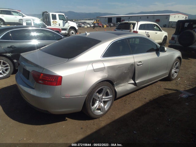 WAULFAFR8EA063031 Audi A5 Premium Plus