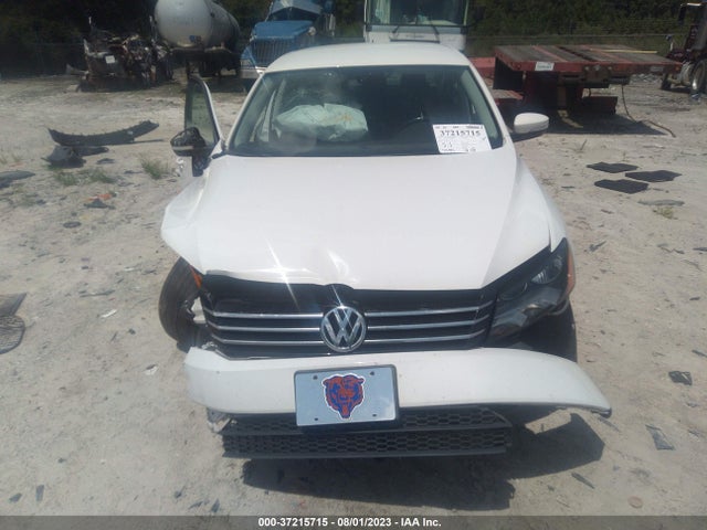 1VWBP7A35EC007745 Volkswagen PASSAT SE