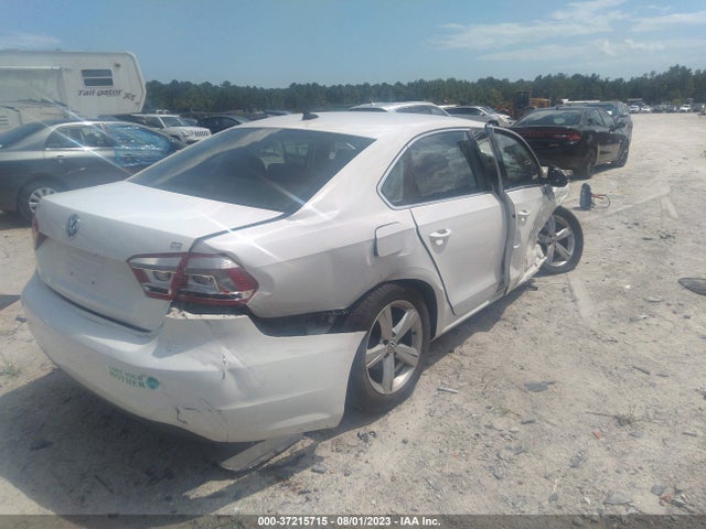 1VWBP7A35EC007745 Volkswagen PASSAT SE