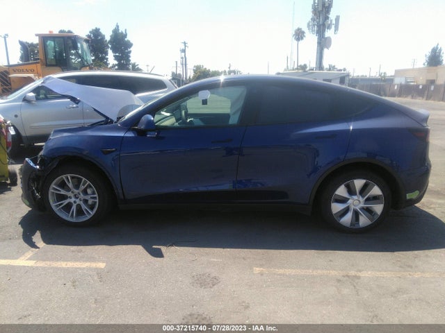 7SAYGDEE2PA041493 Tesla Model Y Long Range
