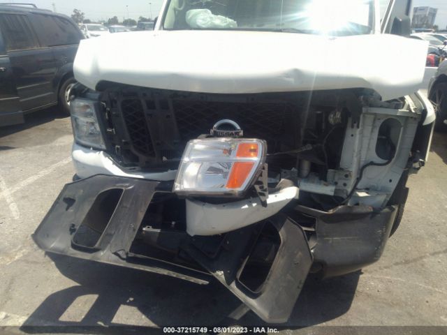 1N6BF0KY7JN815971 Nissan Nv Cargo S