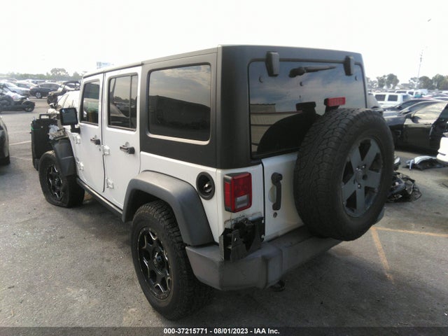1C4BJWDG0HL584572 Jeep Wrangler Unlimited Sport