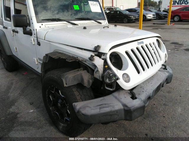 1C4BJWDG0HL584572 Jeep Wrangler Unlimited Sport