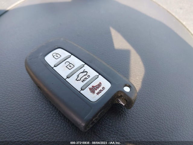 2012 HYUNDAI ELANTRA LIMITED PZEV VIN: KMHDH4AE4CU494240