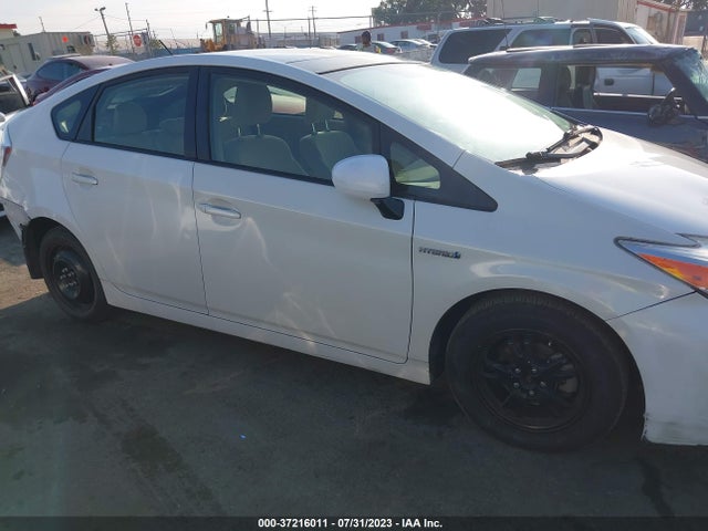 Toyota Prius Four 2015 JTDKN3DU4F1905837 Image 6