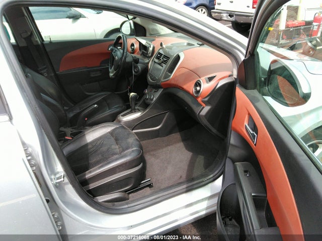 Chevrolet SONIC LTZ 2015 1G1JE6SB2F4199246 Image 6