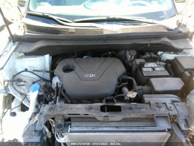 KNDJN2A21E7102567 KIA Soul Base