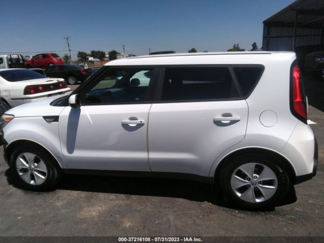 KNDJN2A21E7102567 KIA Soul Base