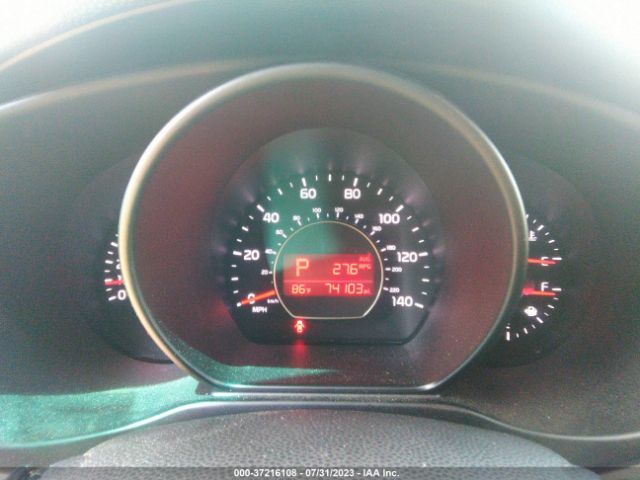 KNDJN2A21E7102567 KIA Soul Base