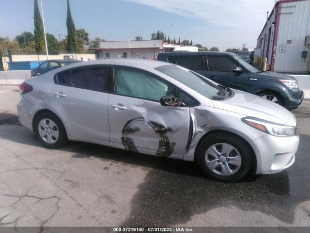 3KPFK4A74HE046960 KIA FORTE LX