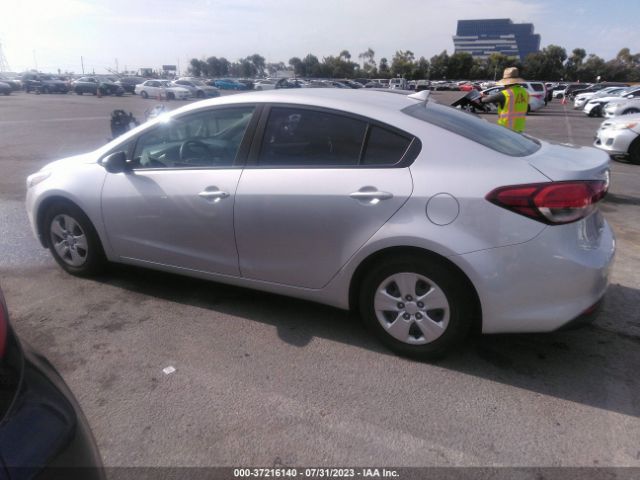 3KPFK4A74HE046960 KIA FORTE LX