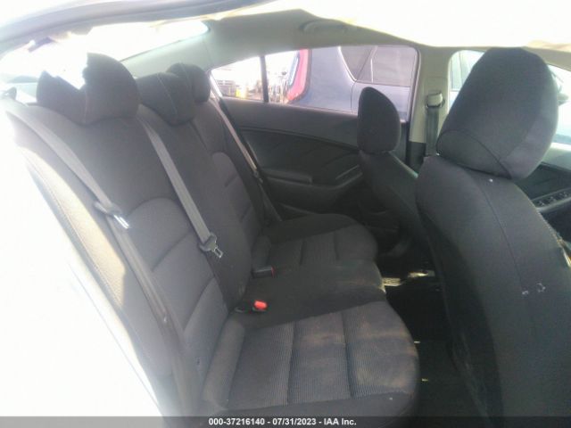 3KPFK4A74HE046960 KIA FORTE LX