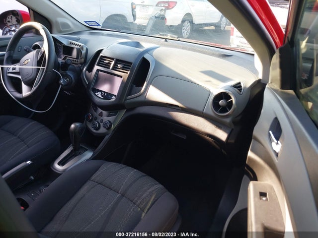 Chevrolet SONIC LT 2015 1G1JC5SH5F4100410 Image 6