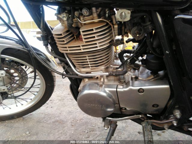 2017 YAMAHA SR400 JYARH04E5HA001233 Photo 8
