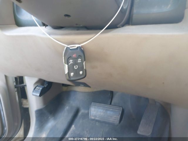 1GKS1HKC9FR271109 GMC Yukon Xl Slt