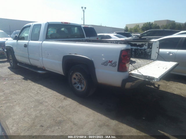 2005 CHEVROLET SILVERADO 1500 LS VIN: 1GCEK19Z05E217713
