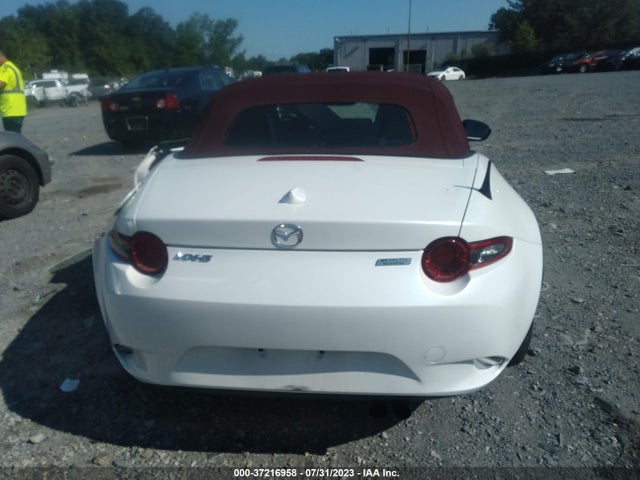 2018 Mazda MX-5 Miata, VIN: JM1NDAD77J0201239