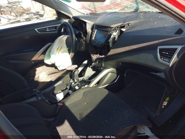 Hyundai Veloster 2016 KMHTC6AD0GU283166 Image 5