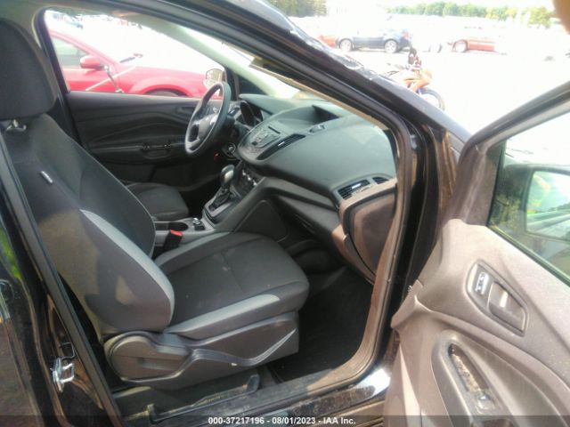 1FMCU0F77FUA55175 Ford ESCAPE S