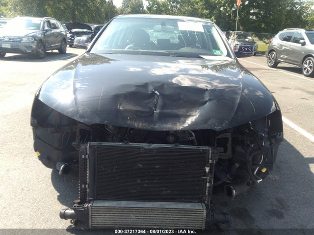 WAUBFAFL6GN018348 Audi A4 PREMIUM