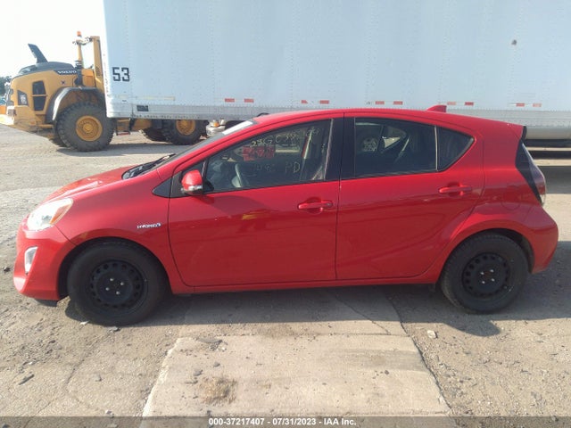 Toyota Prius C One/two/three/four 2015 JTDKDTB30F1579841 Image 15