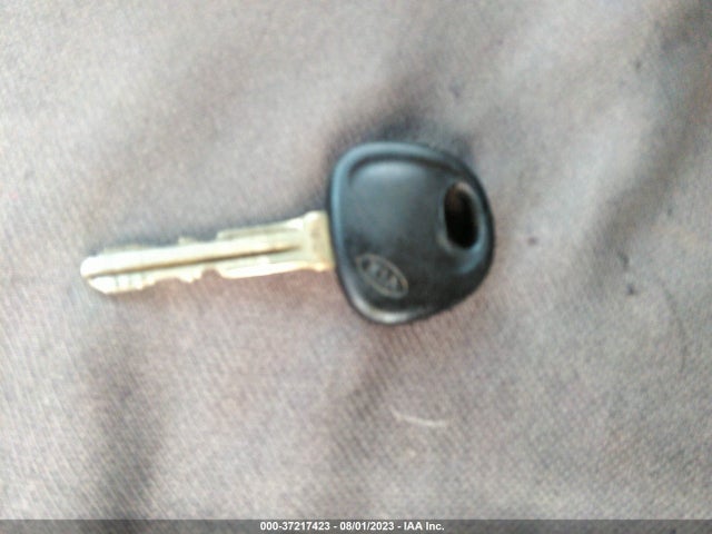 2006 KIA OPTIMA LX/EX VIN: KNAGE124565026995