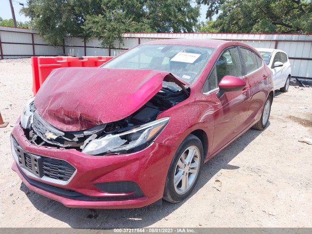 Chevrolet CRUZE LT 2018 3G1BE6SMXJS561029 Image 2