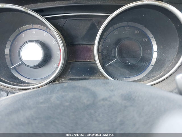 2011 HYUNDAI SONATA SE VIN: 5NPEC4AC3BH148470