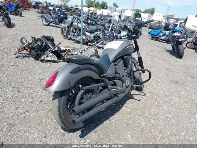 2015 VICTORY MOTORCYCLES GUNNER 5VPLB36N6F3037607 Photo 3