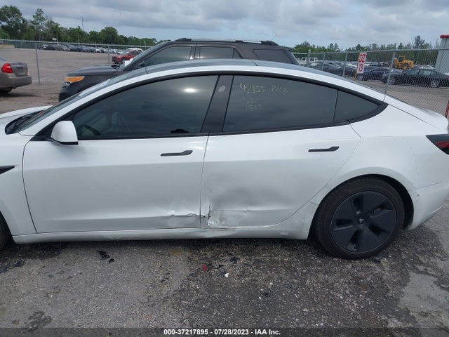 2021 Tesla 3, VIN: 5YJ3E1EA3MF854803