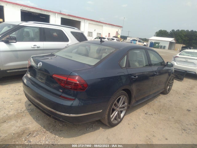 1VWAA7A30JC049585 Volkswagen Passat 2.0t S/r-line