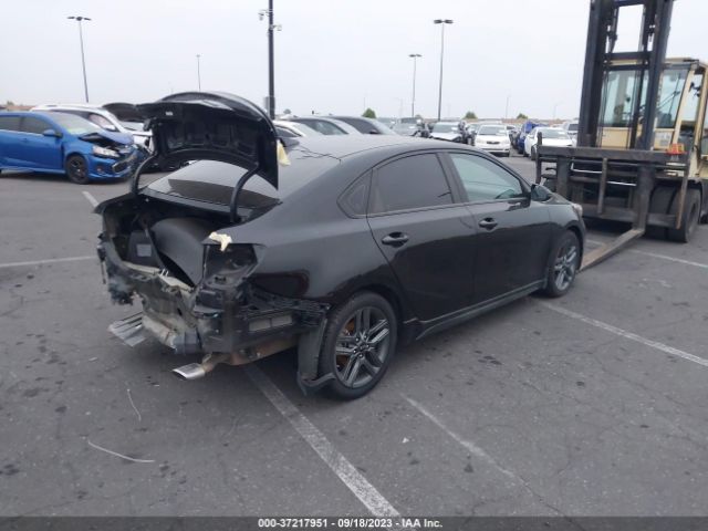 3KPF34AD4ME351064 KIA Forte Gt-line